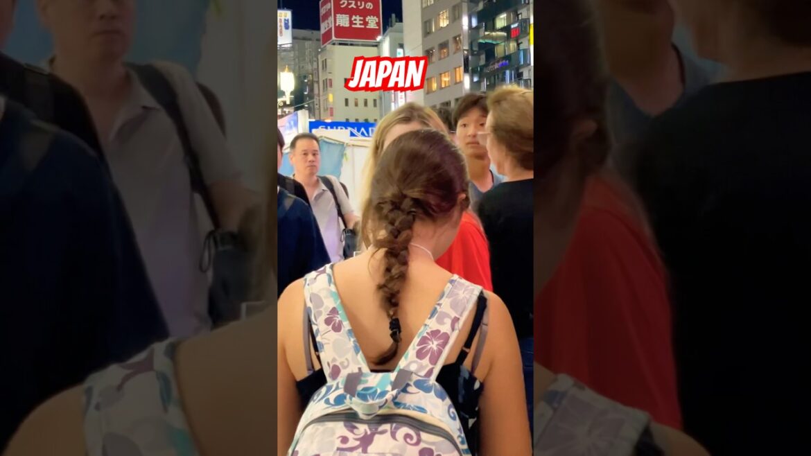 Shinjuku Walking Tour || #japan #travel #japanwalk #walkthrough #shinjuku #shorts