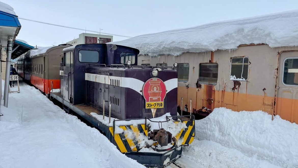 Experience Japan's Unique "Stove Train" Like Never Before!   #japantravel #tsugaru  #aomori