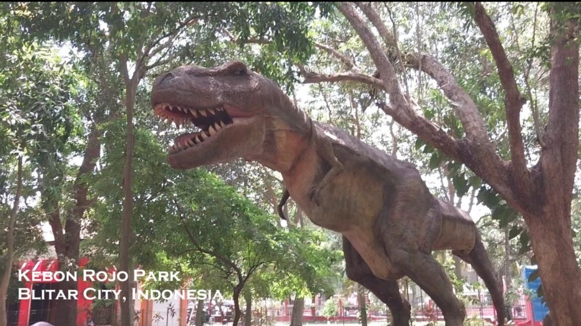 Kebon Rojo Park Blitar || Tour Jalan Kaki Lengkap