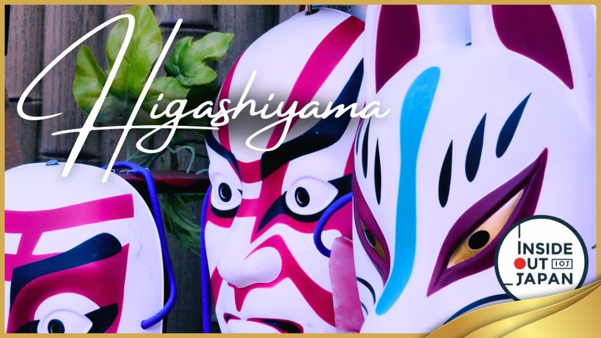 Higashiyama District Walking Tour in Kyoto