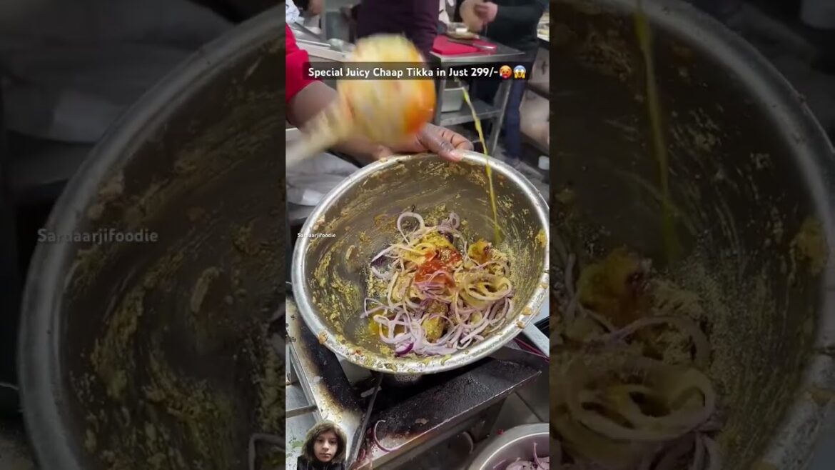 #food #desifoodblog #indiancuisine #mostfamousfoodofdelhi #indianfood #cooking #desifoodbloggers