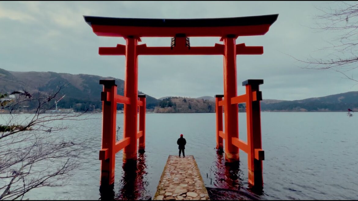 Heiwa no Torii (Torii of Peace) Hakone, Japan Heiwa no Torii (Torii of Peace) Hakone, Japan