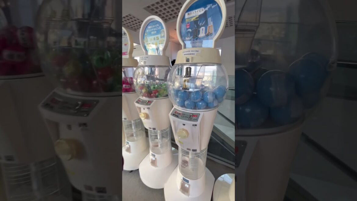 Want a view of Osaka? #shorts #piecesofcai #umedaskybuilding #osaka #japan #travel #gashapon #views