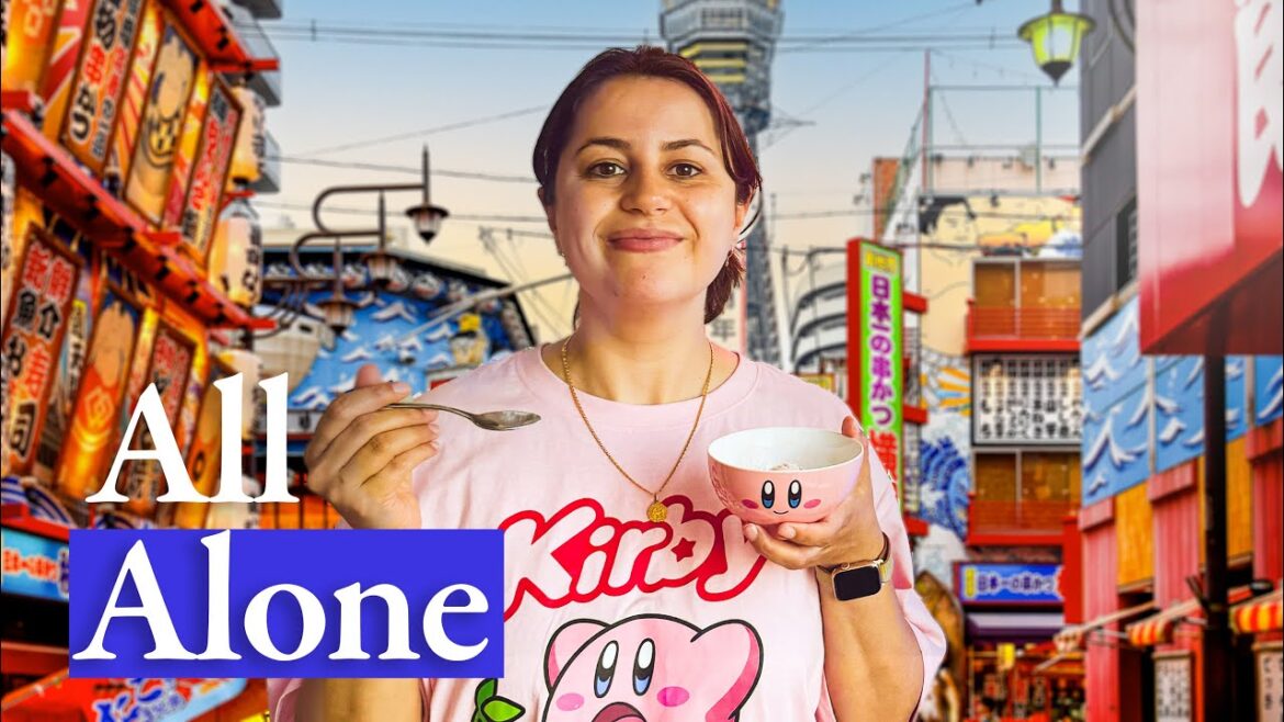 Things to do in Osaka! Shinsekai Walk - First Time Female Solo Travelling Japan vlog