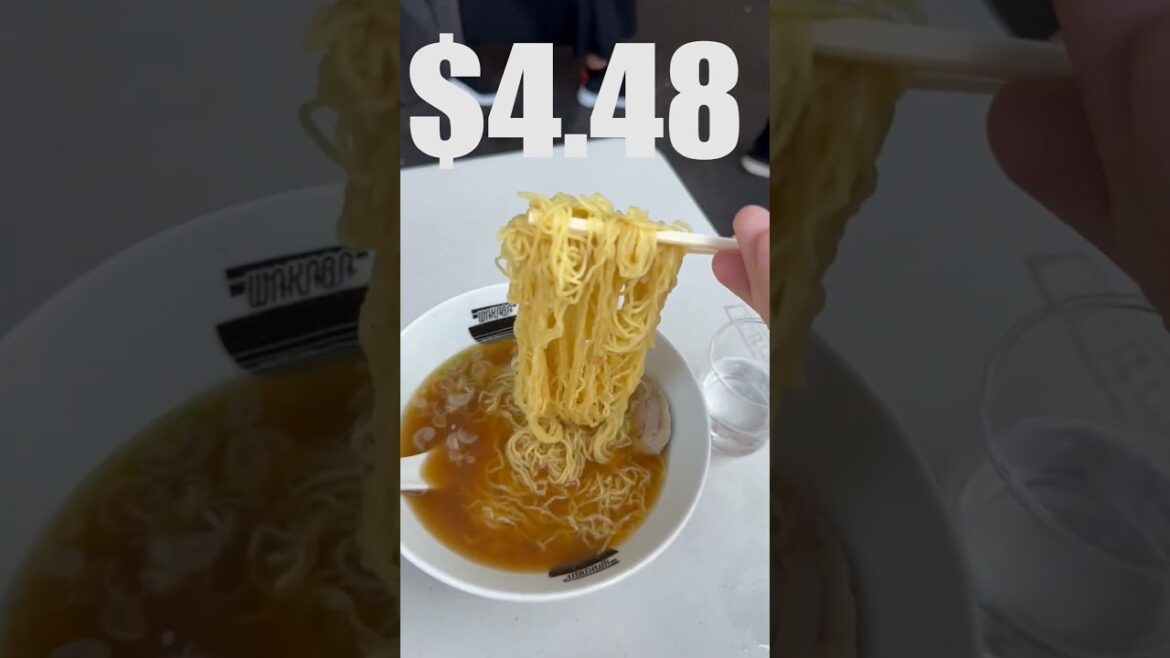 Wakaba Ramen in the Tsukiji Market 🍜 #ramen