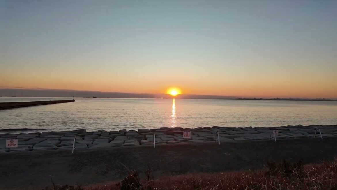 Catching the sunset at Makuhari