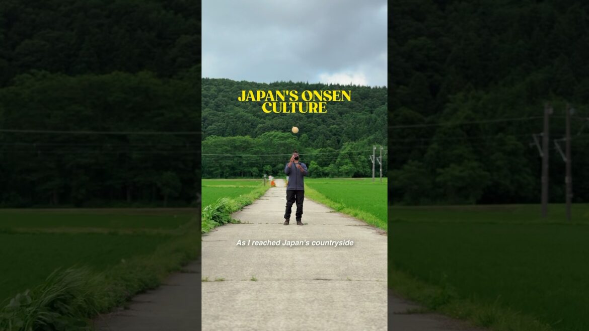 #05 Naked Bath in Japanese Onsens: Hadaka No Tskuiai #shorts