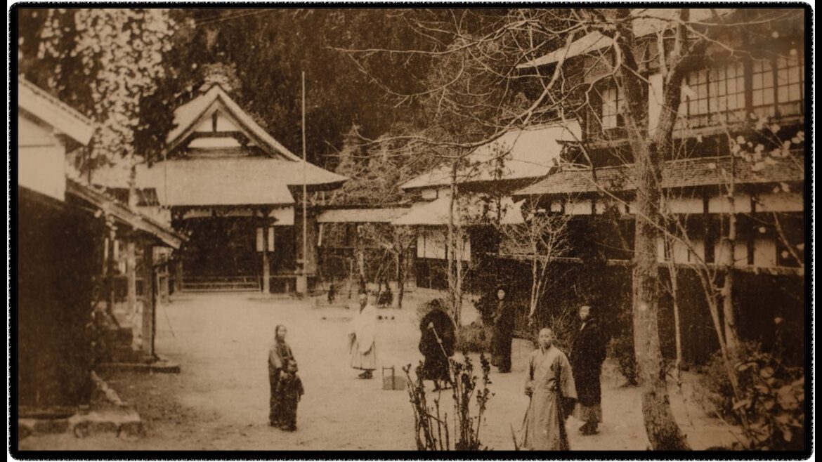 Discover a 550-Year-Old Temple Retreat: Deputy Priest Zeko Higuchi, Kakurinbo Discover a 550-Year-Old Temple Retreat: Deputy Priest Zeko Higuchi, Kakurinbo