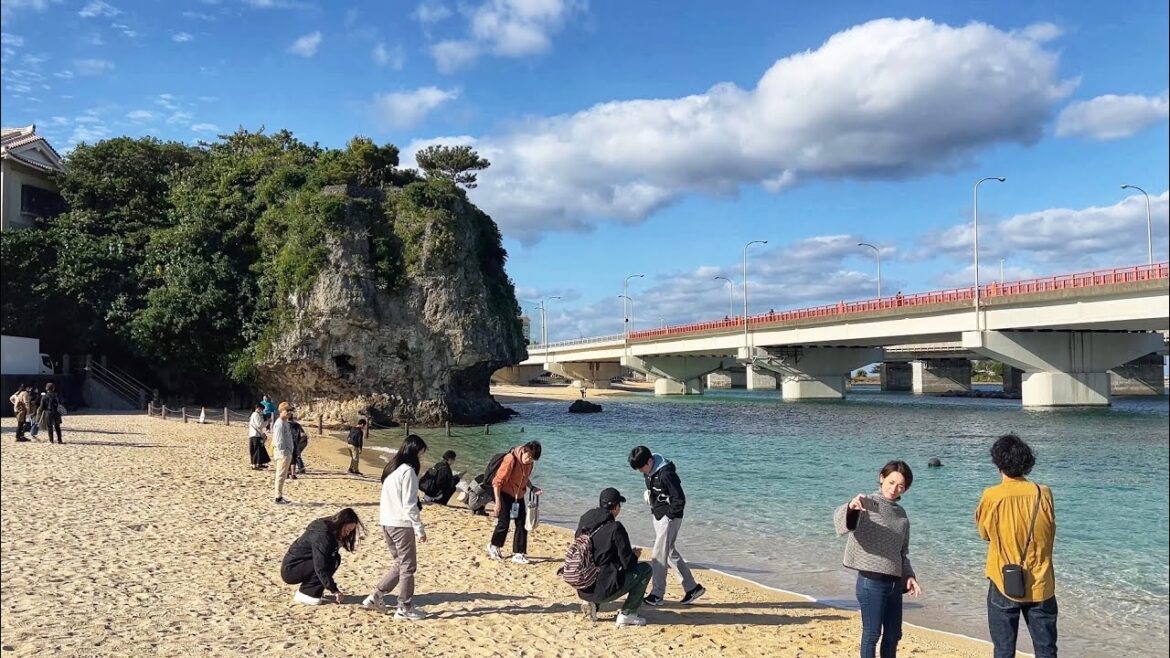 A Walk to the Only Beach in Okinawa City! Exploring Naha