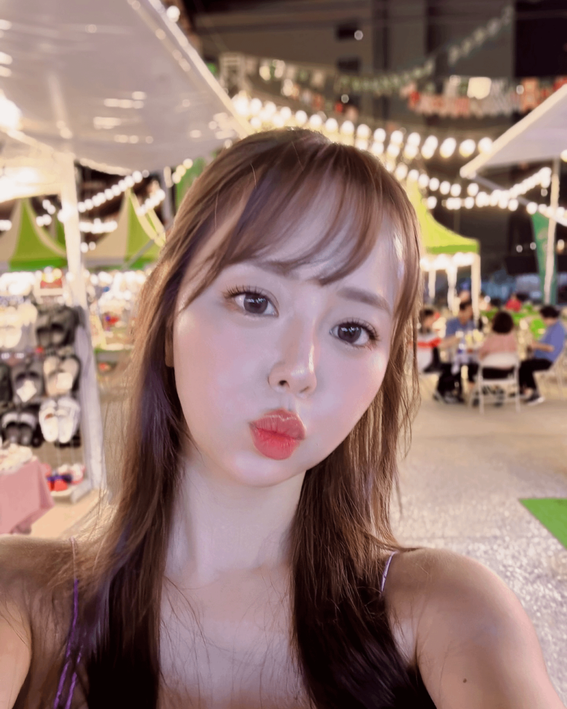 Iguchi Yuka in Thailand🍉🍌🍍🥥🥭🍇🍋‍🟩🍎🍒🥝🍊