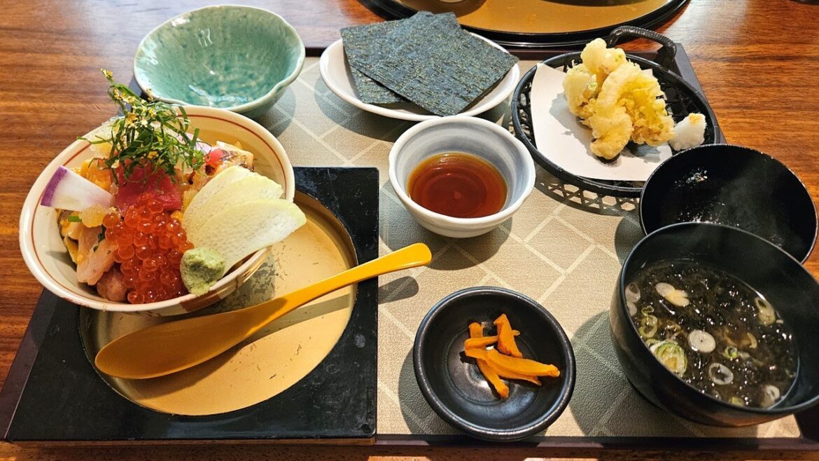 Food Tour in Kanazawa | 6 choices of Japanese Lunch | Japan Travel Guide | Japanese Food Food Tour in Kanazawa | 6 choices of Japanese Lunch | Japan Travel Guide | Japanese Food