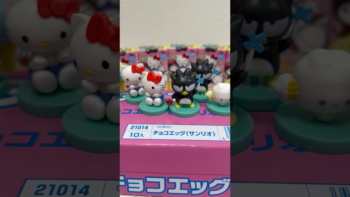 Hello Kitty & Sanrio Characters Chocolate Eggs Prize Figures #shorts
