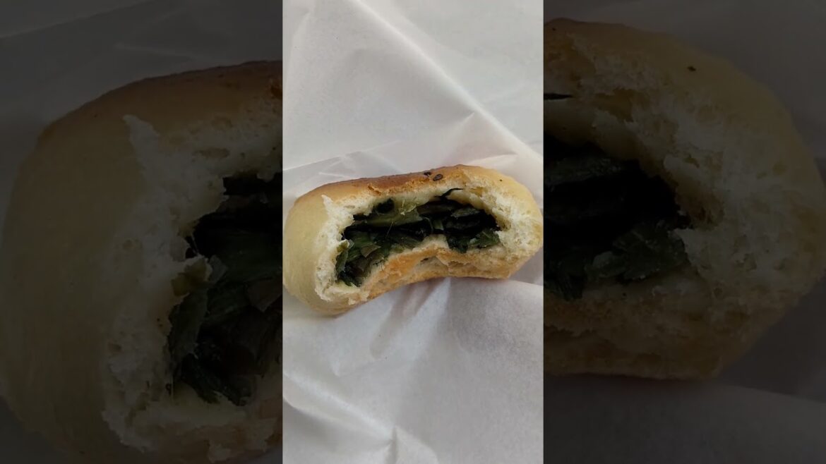 馬籠宿　道中おやき【野沢菜おやき】岐阜県中津川市馬籠2024年9月27日 #妻籠宿 #おやき #野沢菜