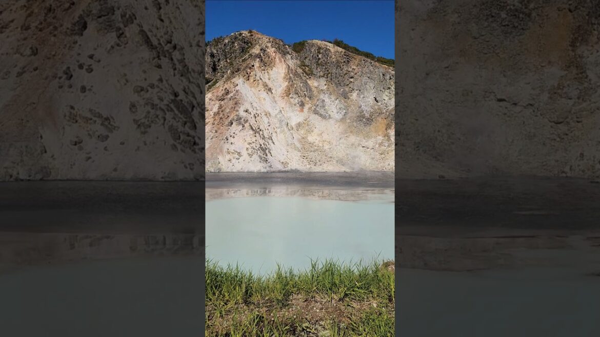 Oyunuma Pond 大湯沼-Noboribetsu, Hokkaido #travel #shorts#hotspring#japan#hokkaido