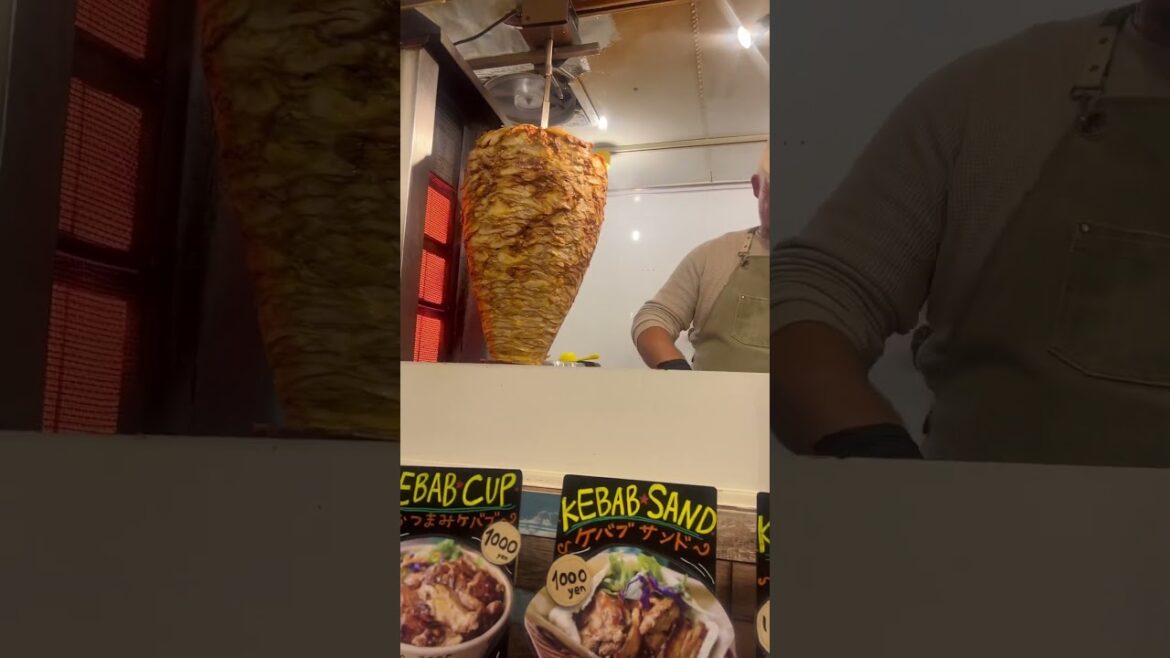 “Is Turkish Kebab Popular in Japan? 🇯🇵🍢”#english #shorts #travel #visitosaka #japantravel