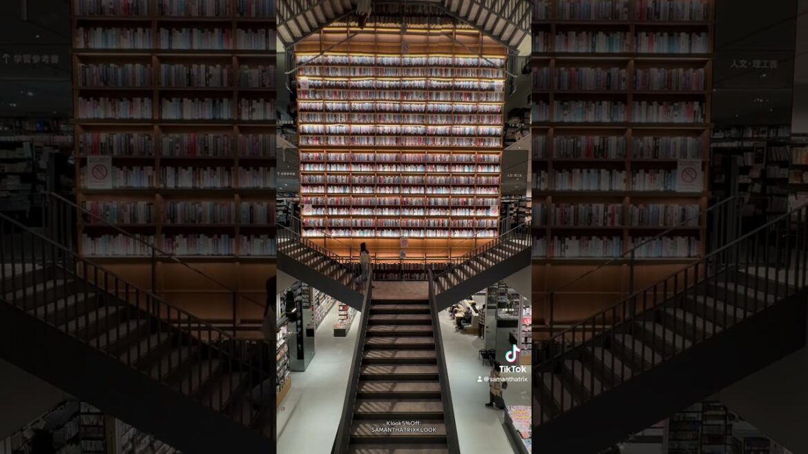 📍Tsutaya Bookstore, Nagoya - Located inside Aeon Mall, 2nd floor #tsutaya #nagoya #japan #bookstore