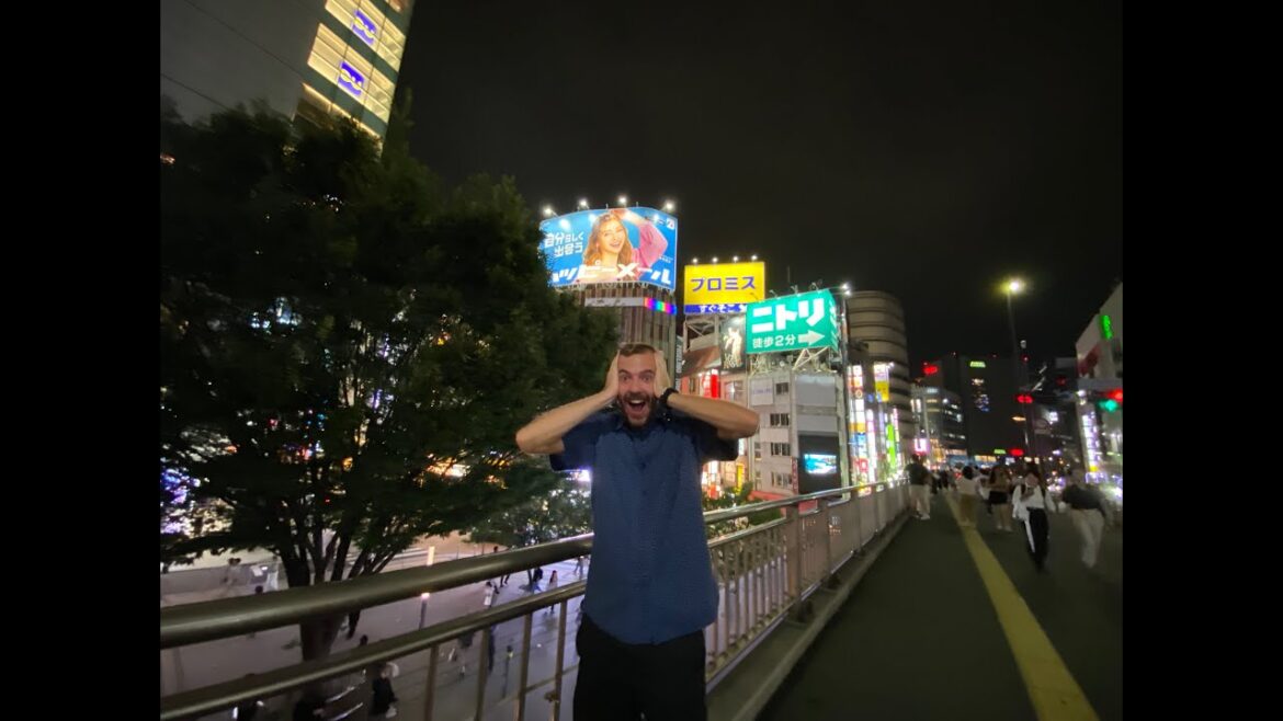 JAPAN VLOG: Shinjuku Shenanigans
