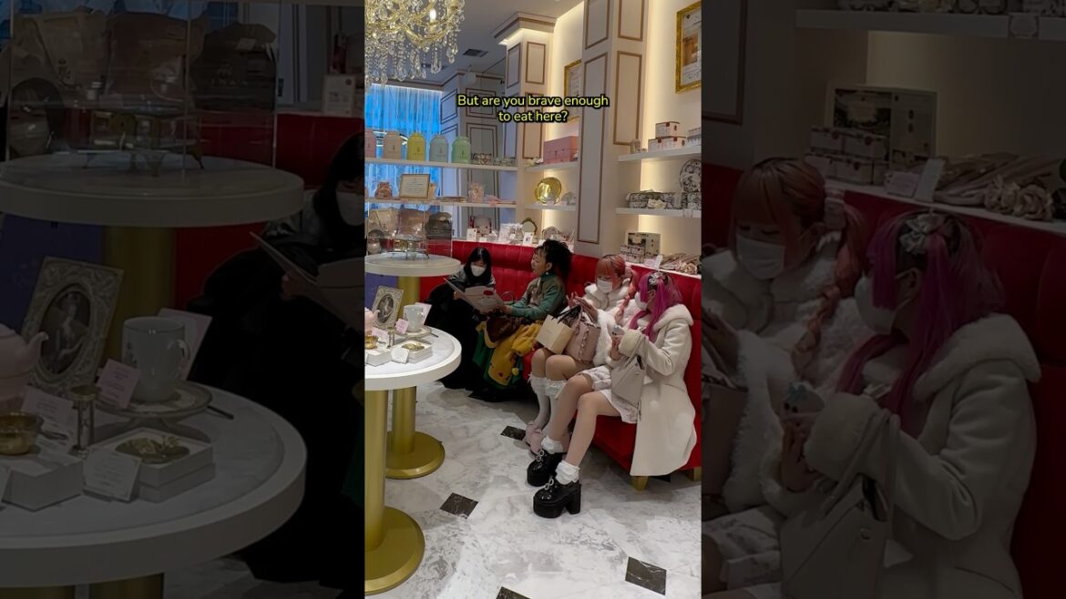 Japan’s “Women-Only” Cafes