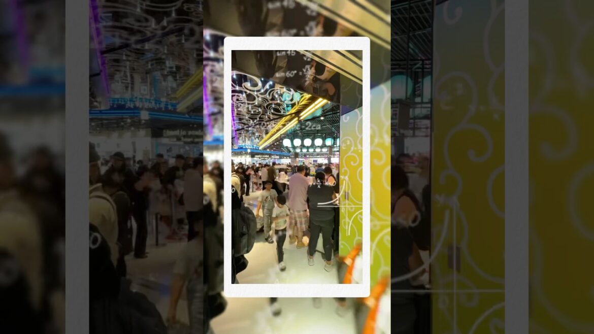 Exploring the Akihabara Shop at Narita Airport: Anime, Tech, & More! #travel #shortvideo #airport Exploring the Akihabara Shop at Narita Airport: Anime, Tech, & More! #travel #shortvideo #airport