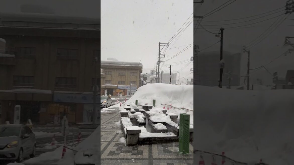 Heavy Snow in Yuzawa, Niigata JAPAN