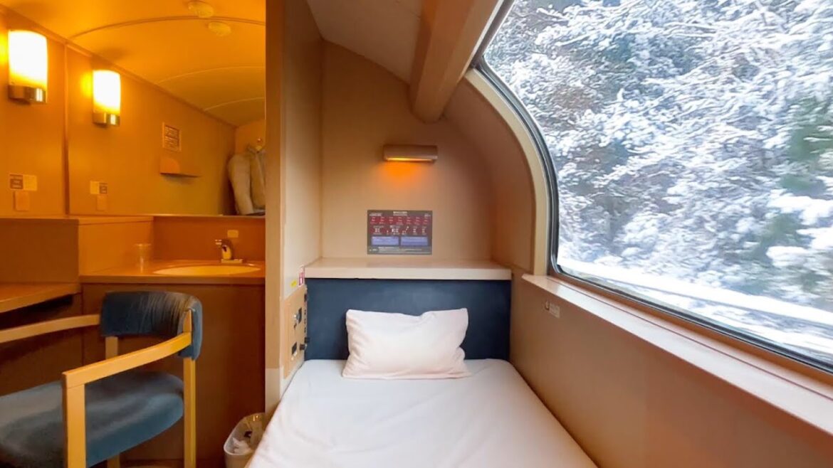 Riding Japan’s Snowy First Class Sleeper Train (Tokyo→Izumo) | JR Sunrise Express Izumo