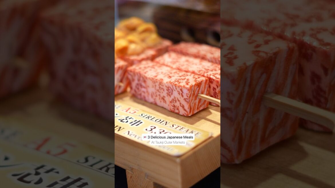 Japan Food: 3 DELICIOUS Things We Ate at Tsukiji Outer Market