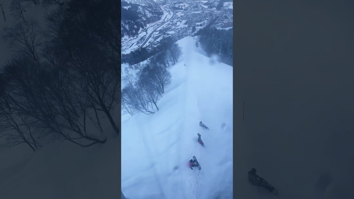 #snowmountain #skiresort #ski #winter #travel #galayuzawa #cablecar #snow #niigata