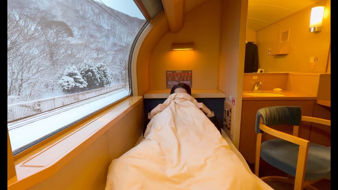 Japan’s Snowiest First-Class Sleeper Train | Sunrise Express 🚞 ☃️ ❄️ Japan’s Snowiest First-Class Sleeper Train | Sunrise Express 🚞 ☃️ ❄️