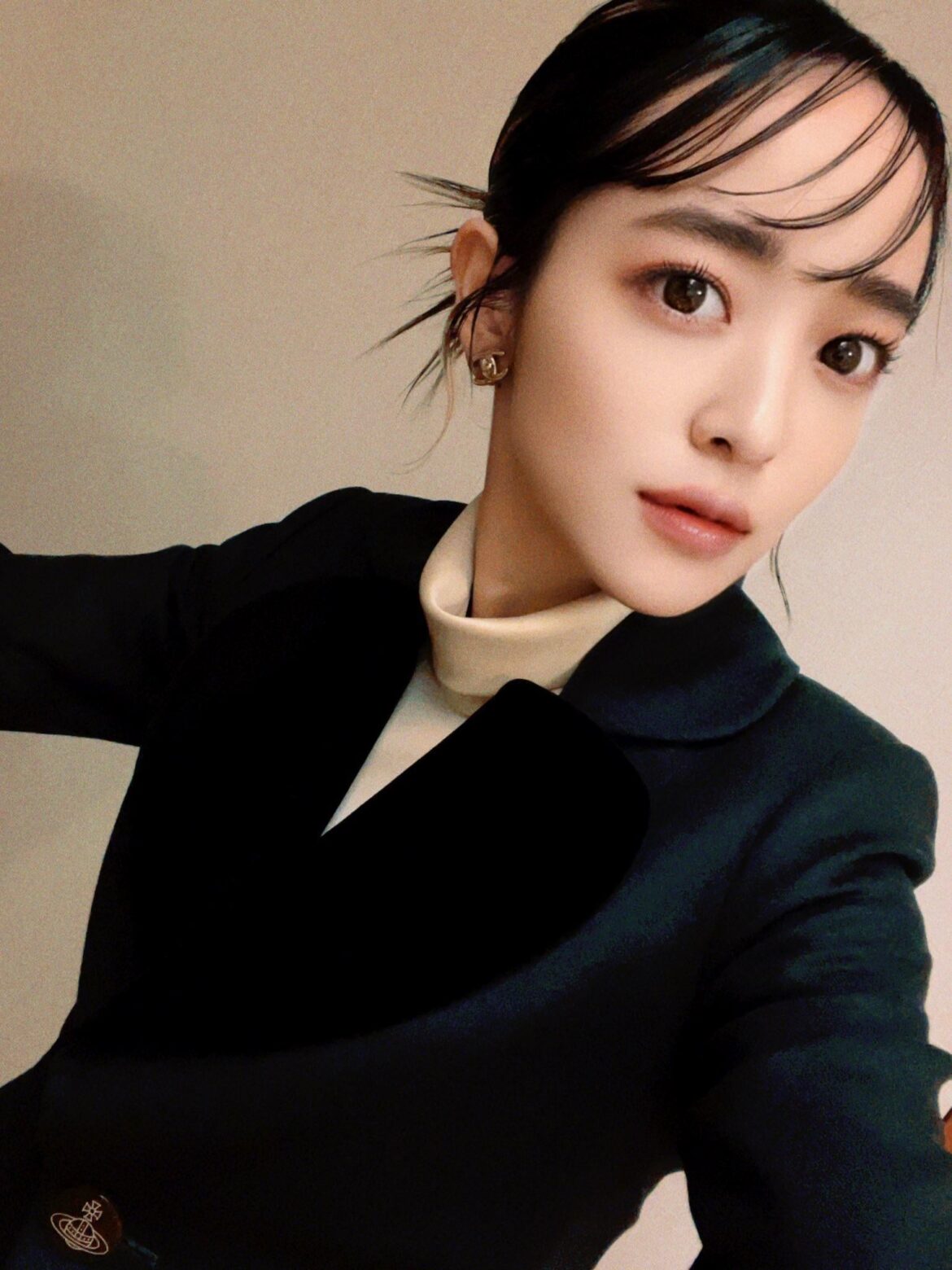 Megumi Han decided to be handsome today