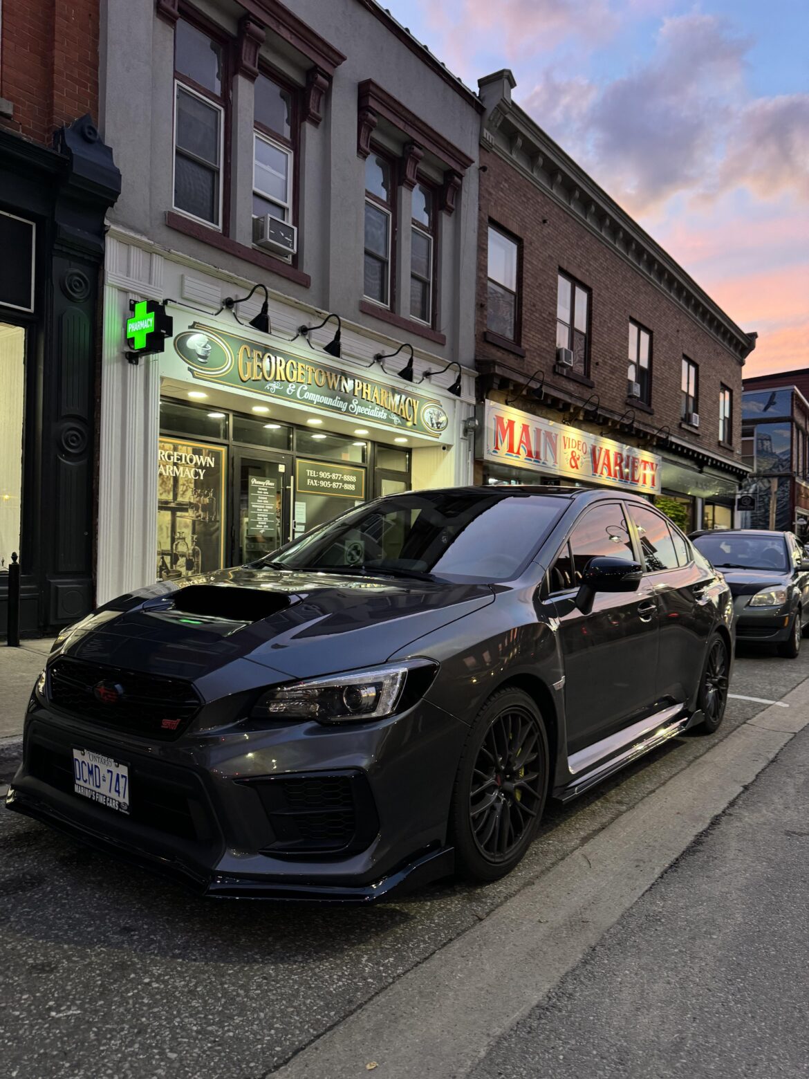 Is sunset the best time of day for car pictures??
