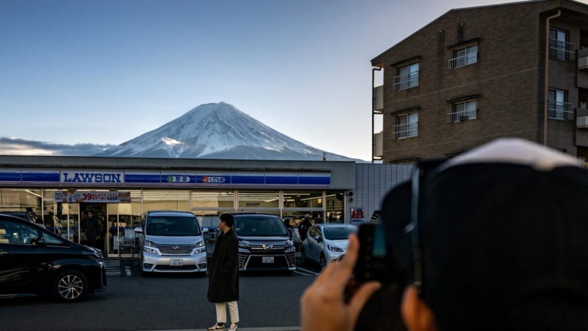 Commentary: Mount Fuji overtourism furore tests limits of Japan’s hospitality