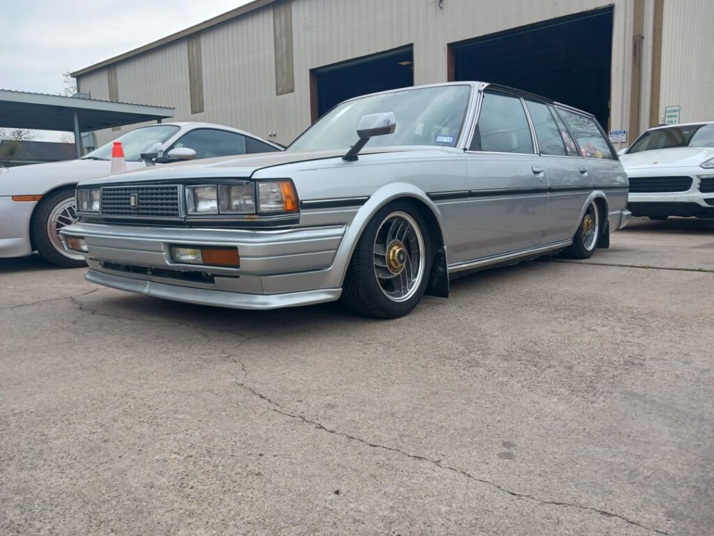 Toyota Cresta Wagon