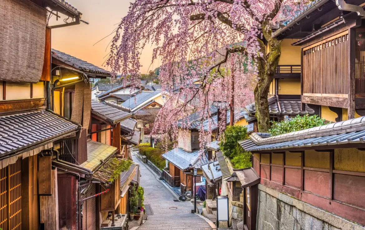 7 Hidden Corners of Kyoto Locals Love (2025 Guide)