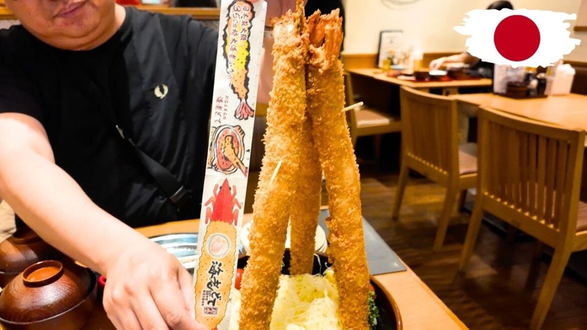 This 35CM Shrimp is INSANE! Must-Try Japan Nagoya Food! 🤯🍤 Japan Travel Foodie 名古屋巨大炸蝦 海老どて食堂