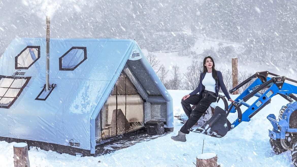 CAMPING IN HEAVY SNOW WITH A TRACTOR IN A NEW INFLATABLE TENT CAMPING IN HEAVY SNOW WITH A TRACTOR IN A NEW INFLATABLE TENT