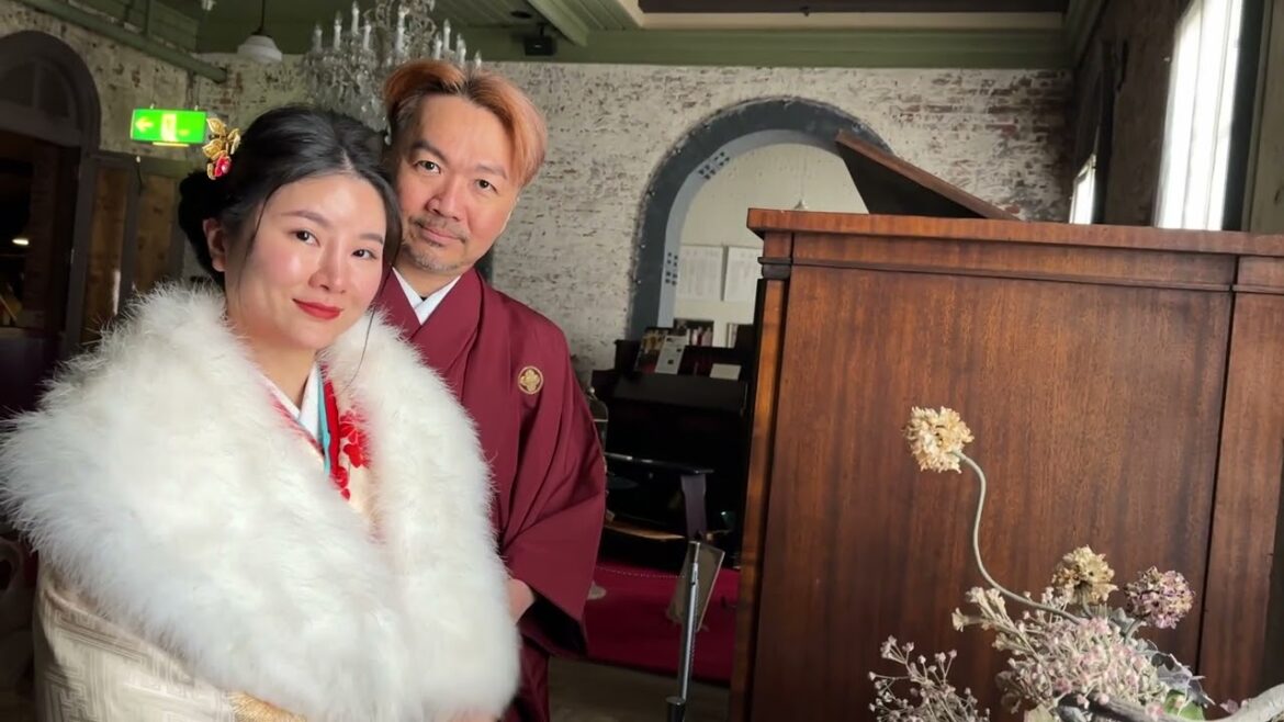 Kimono experience trip to Hakodate_Photo shoot at snow-covered "Hakodate Hachimangu"函館八幡宮