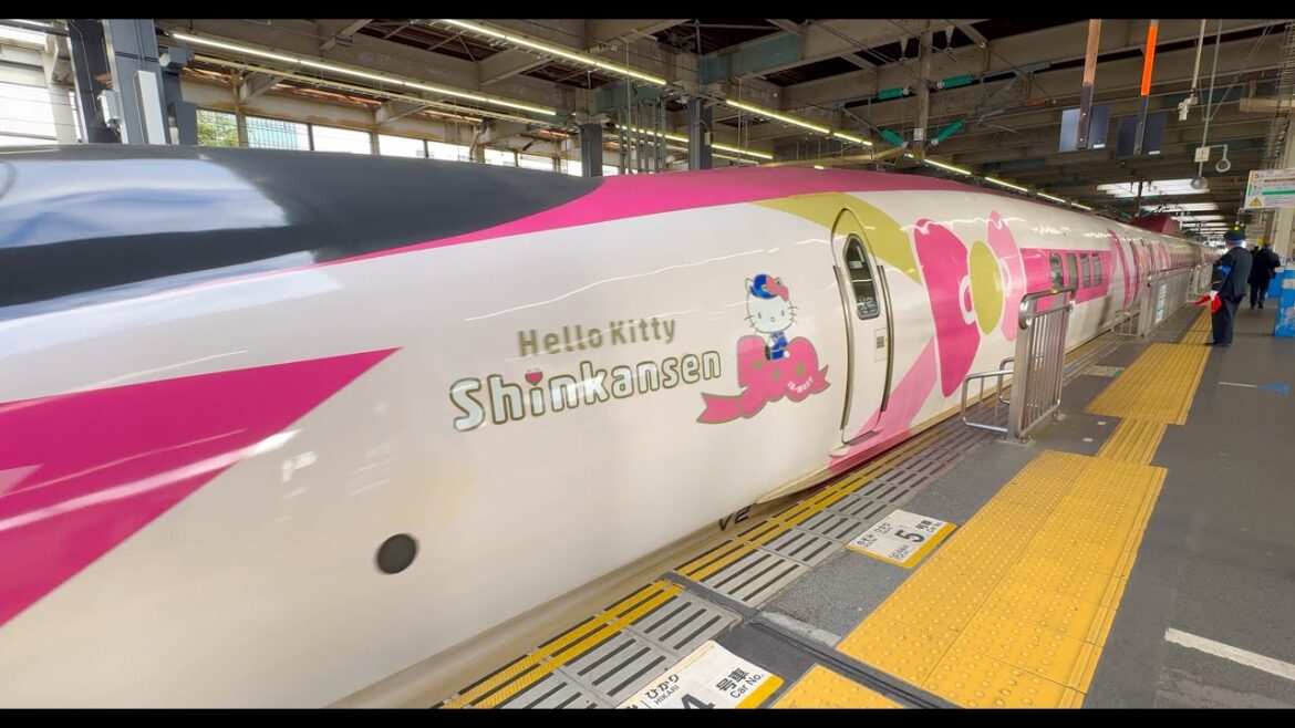Riding Japan’s Hello Kitty Bullet Train | Osaka – Hiroshima🚄 Riding Japan’s Hello Kitty Bullet Train | Osaka - Hiroshima🚄