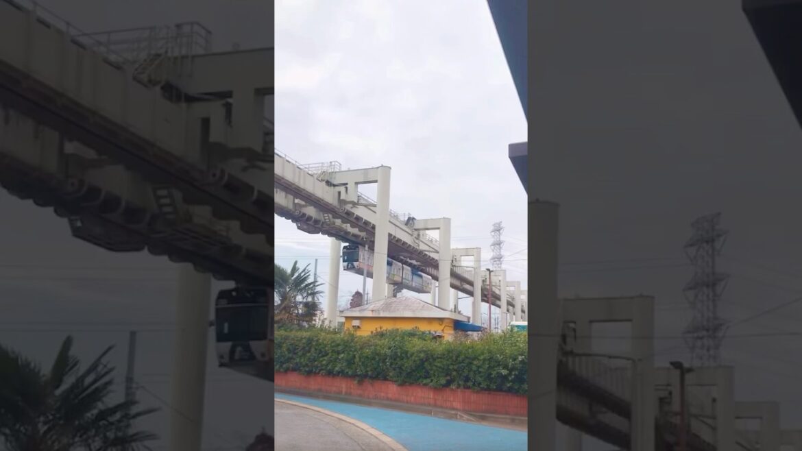 Chiba Monorail 🚝 | Riding World’s Longest Sky Train in Japan 🇯🇵 Chiba Monorail 🚝 | Riding World's Longest Sky Train in Japan 🇯🇵
