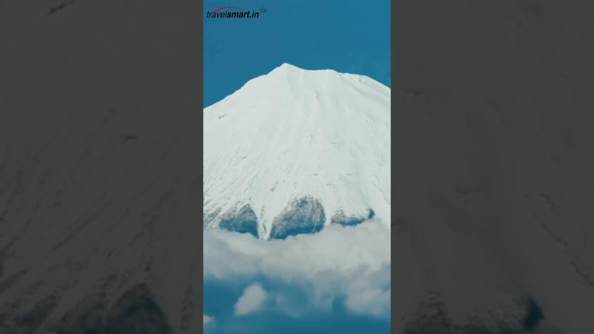 Discover the Beauty of Japan  #traveldesire #traveldestinations #beautifuldestinations