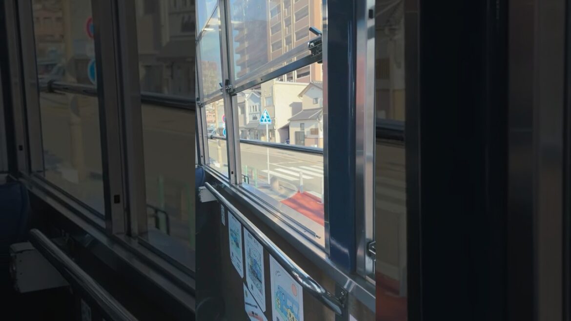 九州必搭日本最慢且最短的列車「潮風號」!#潮風號 #shorts #九州 #門司港 #關門トンネル 九州必搭日本最慢且最短的列車「潮風號」!#潮風號 #shorts #九州 #門司港 #關門トンネル