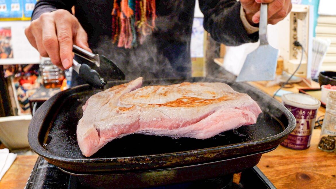 開店前から常連殺到!新世界市場の立ち食い屋台街に密着丨Japanese Street Food 開店前から常連殺到!新世界市場の立ち食い屋台街に密着丨Japanese Street Food