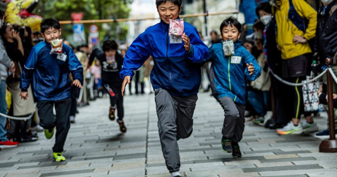 Tokyo’s Bread Eating Race to return with a whole new challenge Tokyo’s Bread Eating Race to return with a whole new challenge