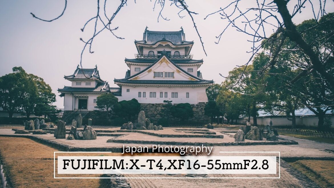 Street Photography in Osaka Japanese-style castle – Fujifilm X-T4 Street Photography in Osaka Japanese-style castle - Fujifilm X-T4