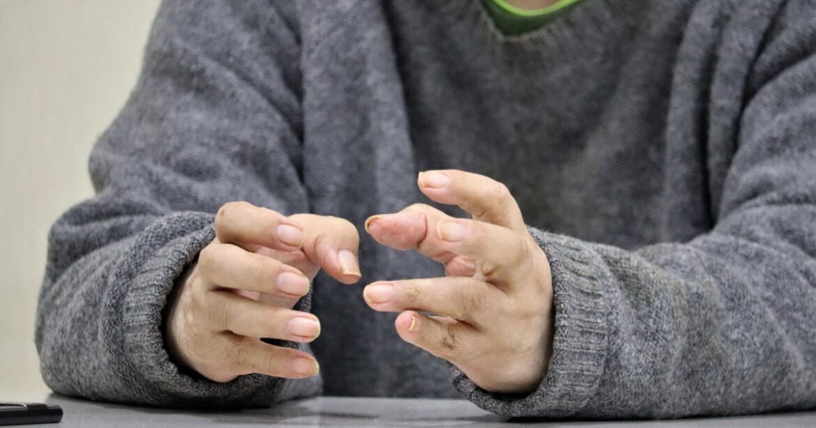 Hokkaido man who fell victim to ‘arrest warrant’ scam unveils fraudsters’ tactics Hokkaido man who fell victim to 'arrest warrant' scam unveils fraudsters' tactics