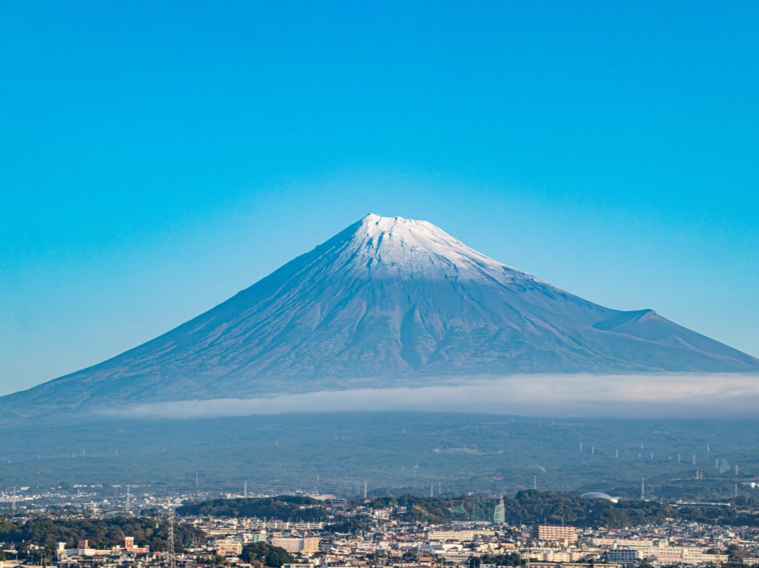 Ascending Mount Fuji with a guide can cost twice as much