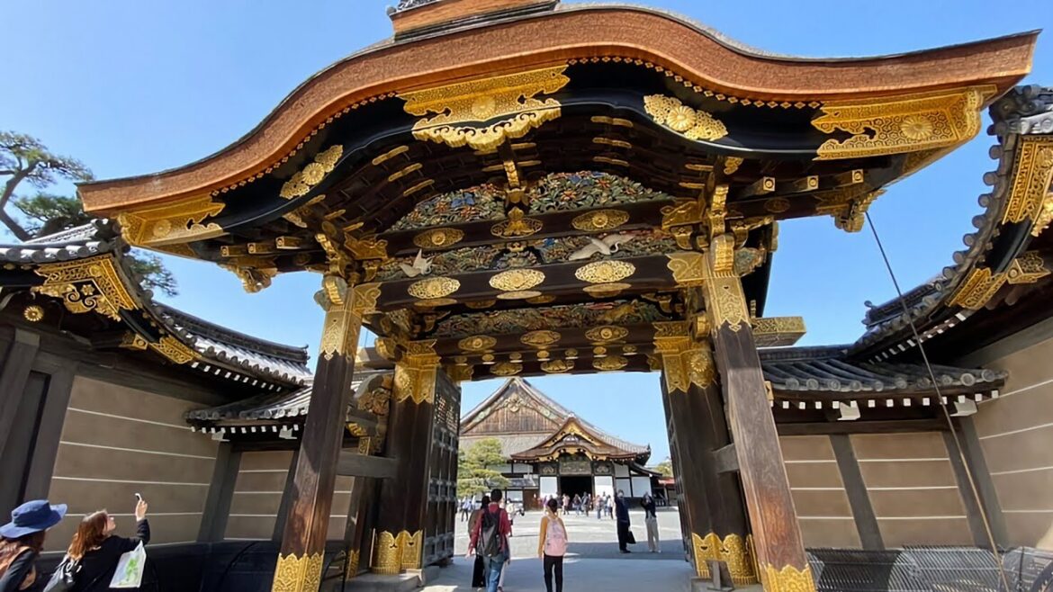 🇯🇵 JAPAN WALKING TOUR, KYOTO'S SAMURAI CASTLE: WALKING THROUGH NIJO & NINOMARU, 日本, 京都, 4K HDR