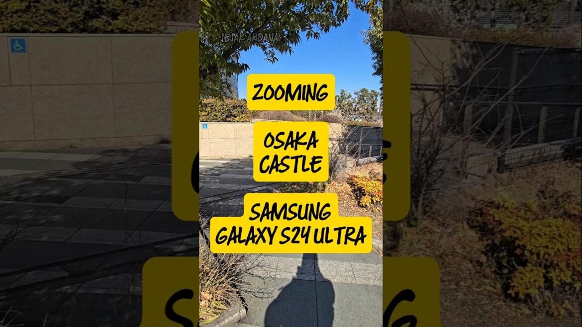 ZOOMING OSAKA CASTLE WITH @Samsung S24 ULTRA #shorts #osaka #travel #japan #zoom