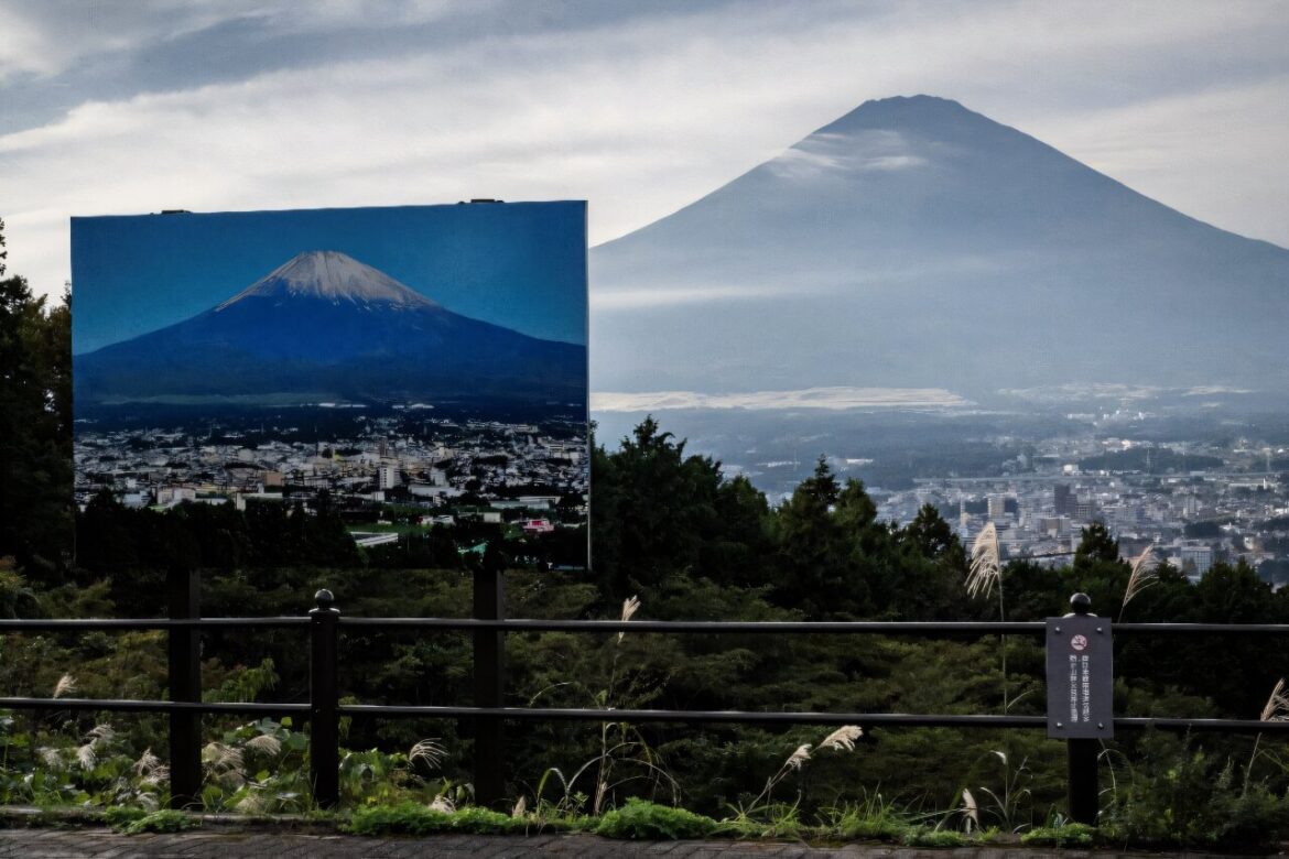 Snow forecast next week on Mt Fuji, at last