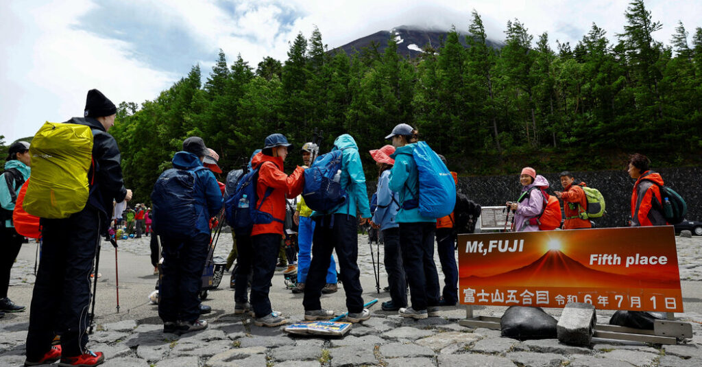 Five People Die on Mt. Fuji in Deadly Start to Climbing Season Five People Die on Mt. Fuji in Deadly Start to Climbing Season