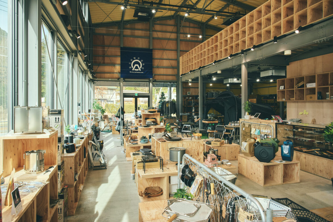 What is Mt. Fuji Camping Tool Store, where you can find made-in-Japan gear. They also have a parking lot where you can stay overnight in your car. | news What is Mt. Fuji Camping Tool Store, where you can find made-in-Japan gear. They also have a parking lot where you can stay overnight in your car. | news